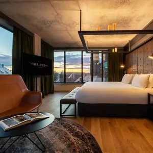 The Bridge - Mgallery Hotel